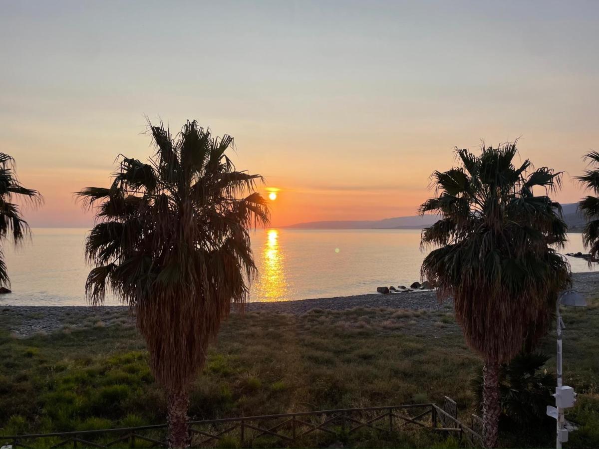 דירות Caronia Marina Caroni - Casa Sul Mare מראה חיצוני תמונה